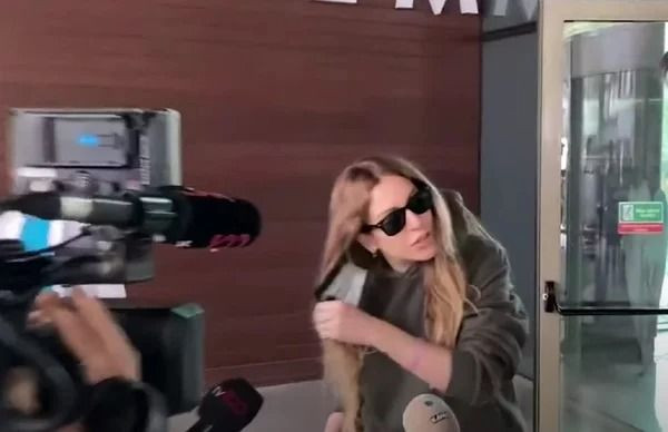 Sinem Kobal hastalığını açıkladı! Kızlarına verdikleri ismin hikayesi ortaya çıktı - Sayfa 15