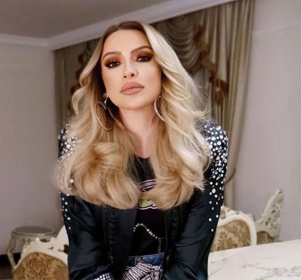 Hadise'nin yeni imajı sosyal medyayı salladı! Saçları Kardashian'lara benzetildi… - Sayfa 3