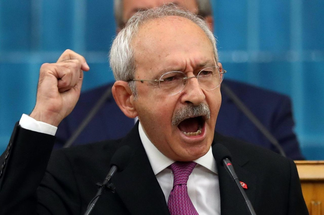 Kılıçdaroğlu'nun masasındaki ayrıntı dikkat çekti! "Kime mesaj verdi?" - Sayfa 3