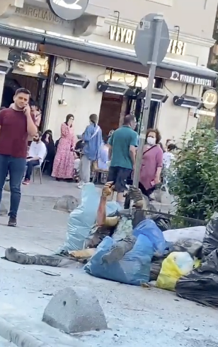 Galata Kulesi önünde kendini yakan genç, olaydan önce Beyoğlu sokaklarında böyle gezmiş - Sayfa 5