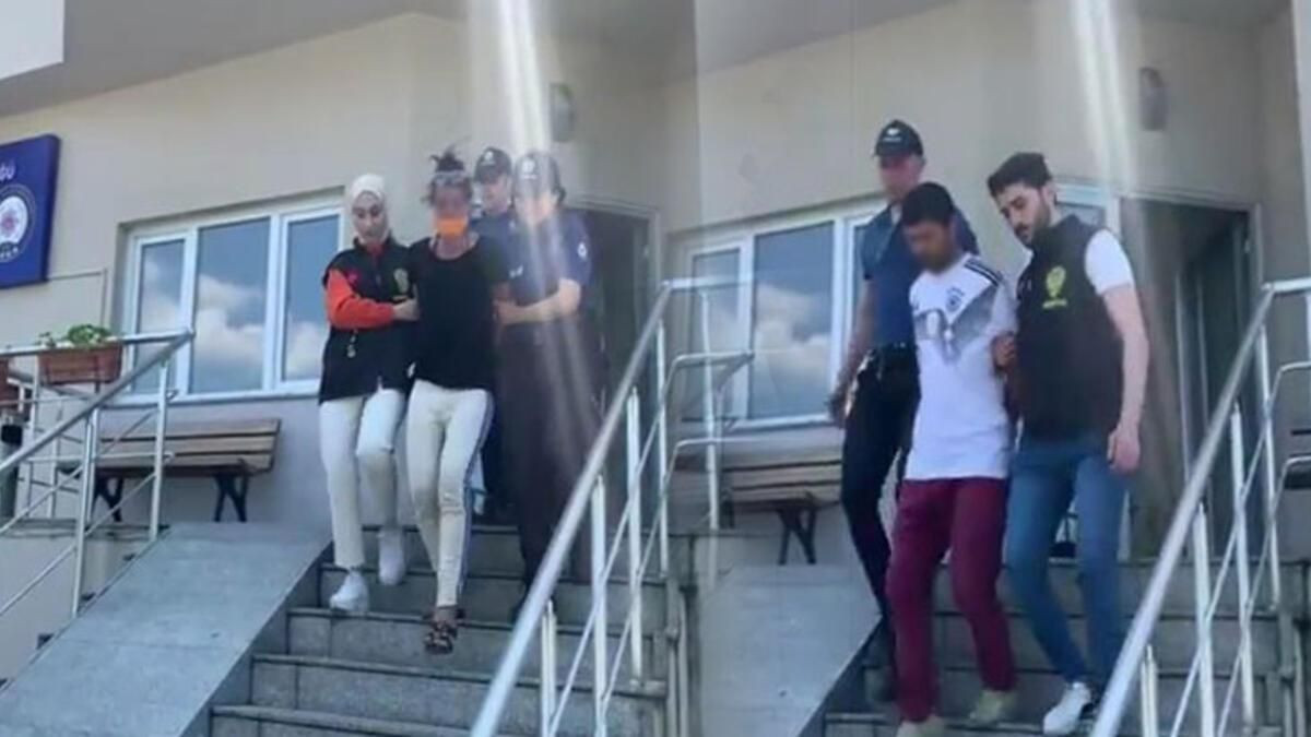 TRT sunucusundan Berna Laçin’e skandal cevap! ‘Bebek’teki banklarda oturmanızı…’ - Sayfa 6