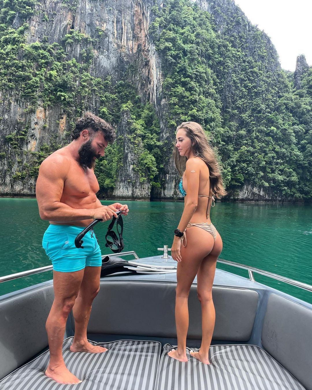 Dünyaca ünlü playboy Dan Bilzerian evlendi - Sayfa 19