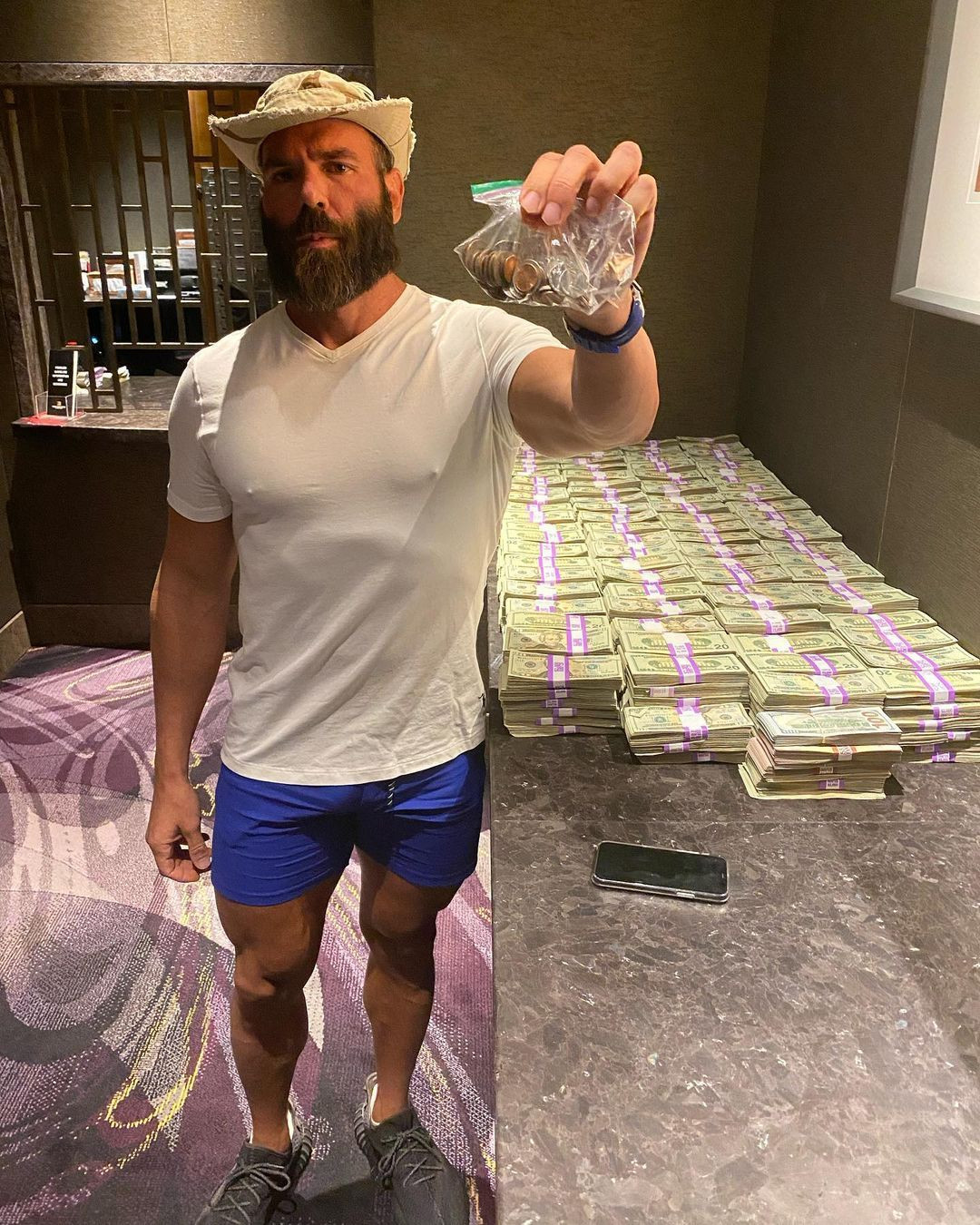 Dünyaca ünlü playboy Dan Bilzerian evlendi - Sayfa 4