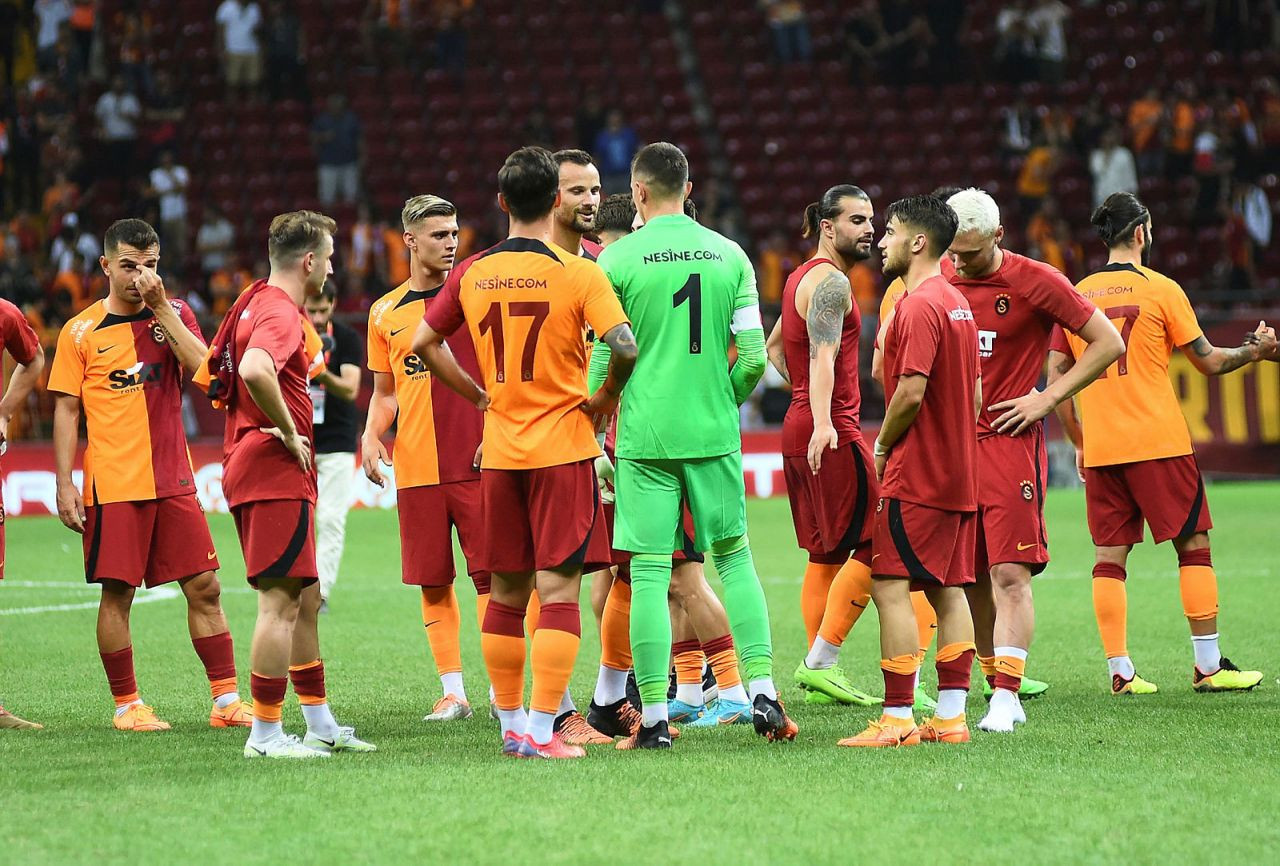 Galatasaray'da paralar çöpe gitti! Zarar çok büyük - Sayfa 1