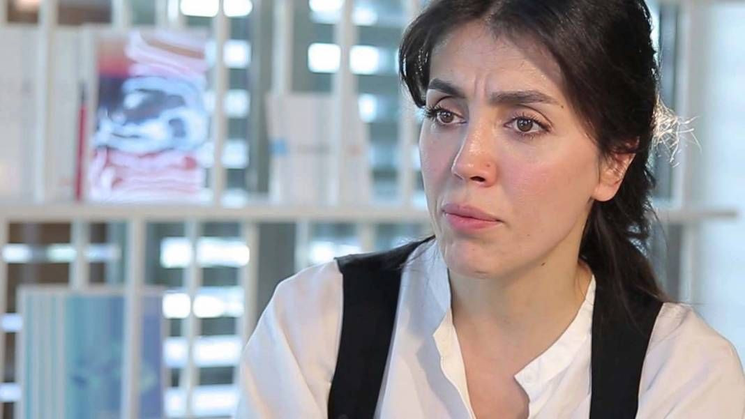 'Çalıntı kitap' davası iyice kızıştı! Başak Sayan'ın seksi fotoğrafını paylaşarak ifşa etti! - Sayfa 4