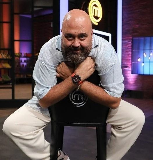 MasterChef Somer Sivrioğlu'nun gençlik fotoğrafı şaşkına çevirdi! "Şefim hangisi sizsiniz?" - Sayfa 7