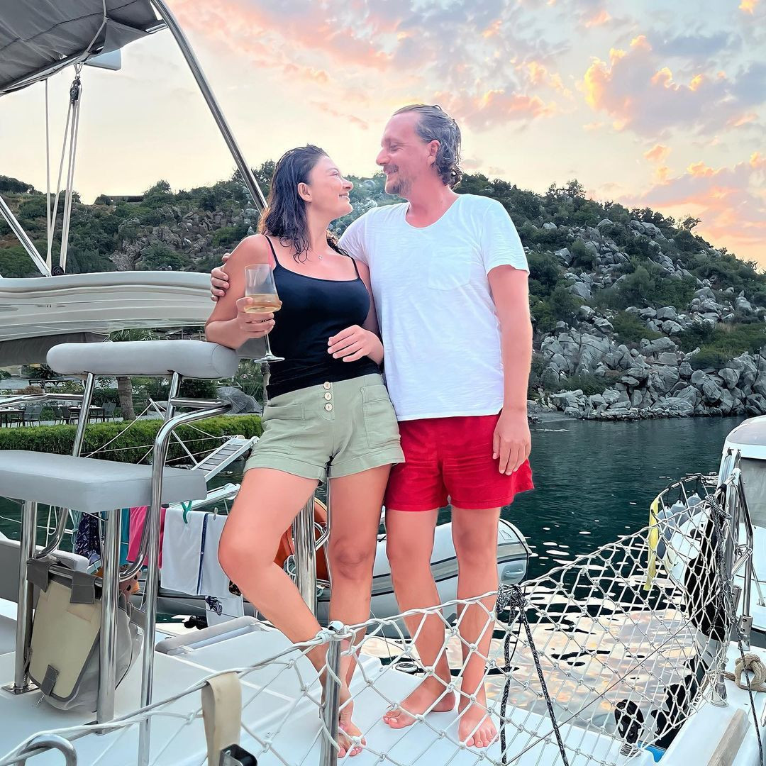 Nurgül Yeşilçay'dan olay tatil pozları! "Yıllara meydan okuyorsun" - Sayfa 7