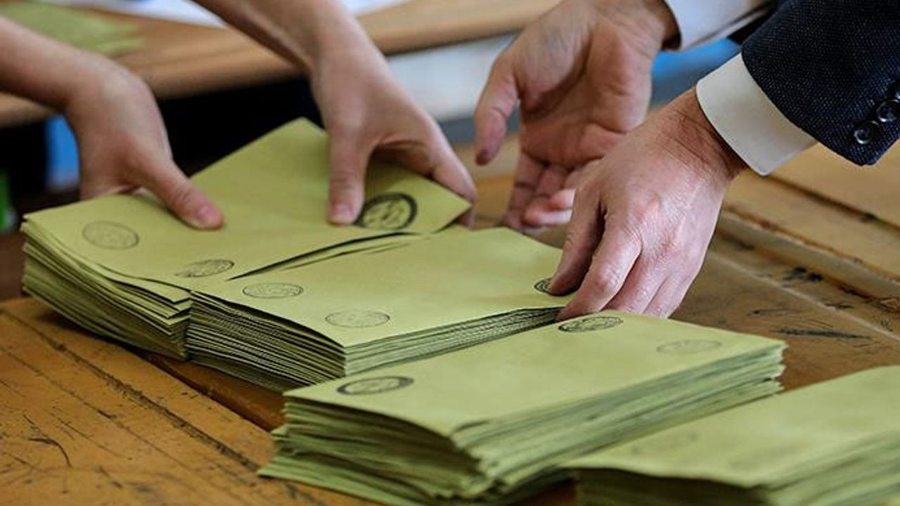 Yöneylem Araştırma’nın son anketi belli oldu! Bir parti ile ilgili detay dikkat çekti… - Sayfa 31