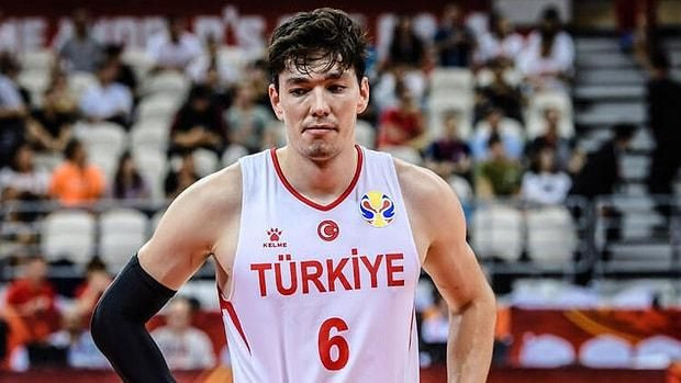 Cedi Osman'ın eşi Ebru Şahin'den Eda Ece'nin sevgilisi milli basketbolcuya olay gönderme! - Sayfa 2