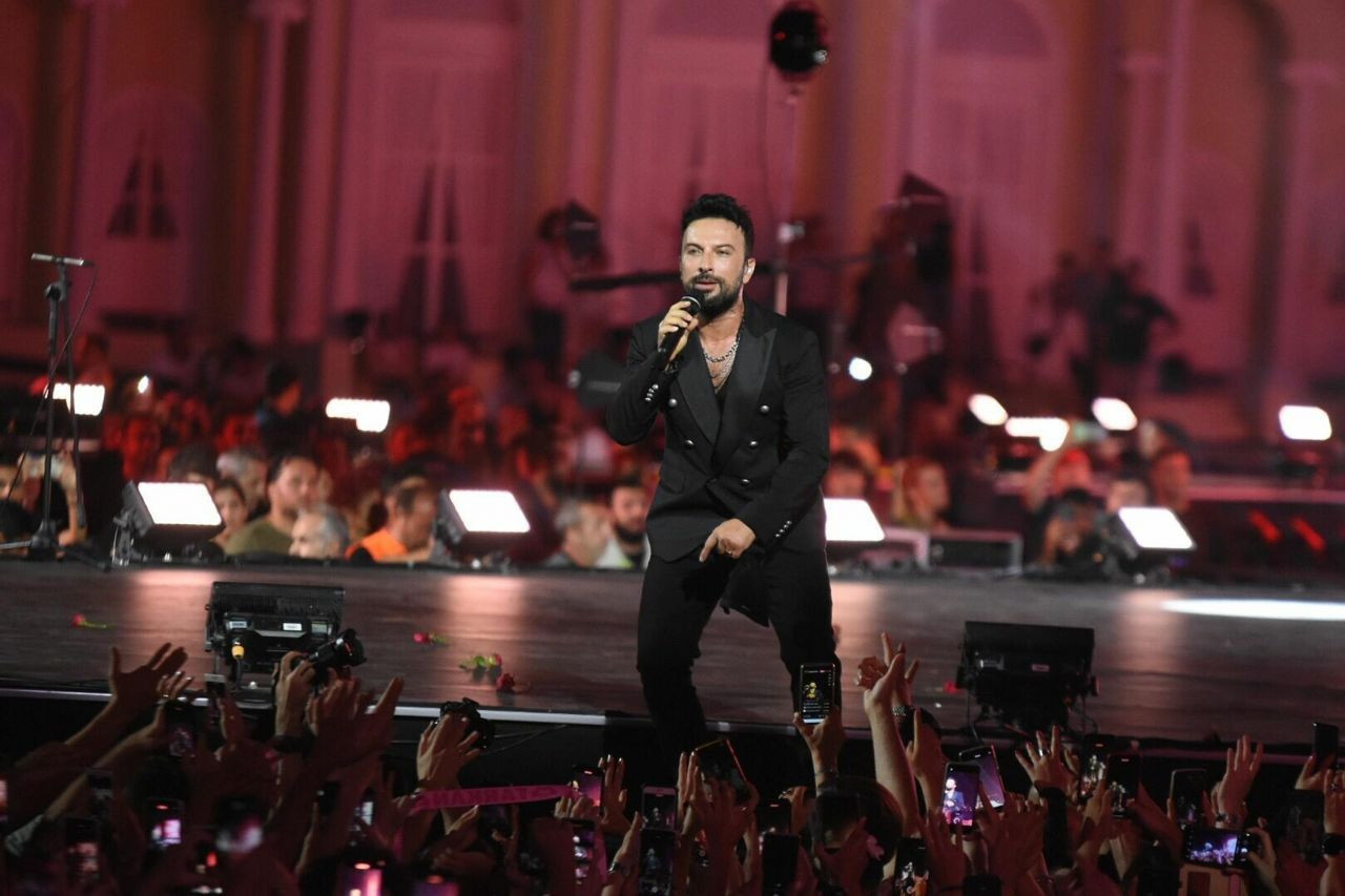 Tarkan’dan çok konuşulacak İzmir konseri paylaşımı: "Yasaksız, baskısız, yalansız..." - Sayfa 2