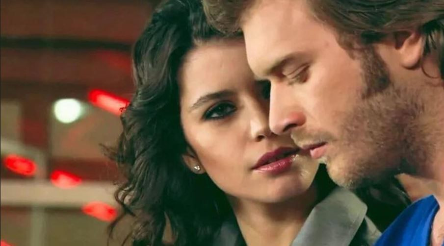 Beren Saat ve Kıvanç Tatlıtuğ New York sokaklarında! İkilinin yeni projesinden ilk görüntüler geldi - Sayfa 3