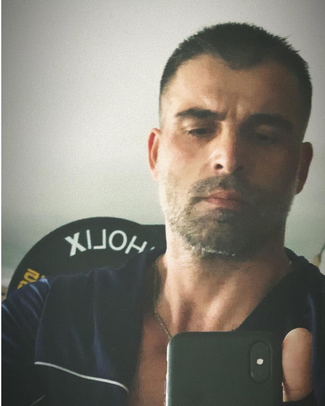 Mehmet Akif Alakurt'tan skandal paylaşım! "Döver bayıltır sen uyurken de s...m" - Sayfa 1