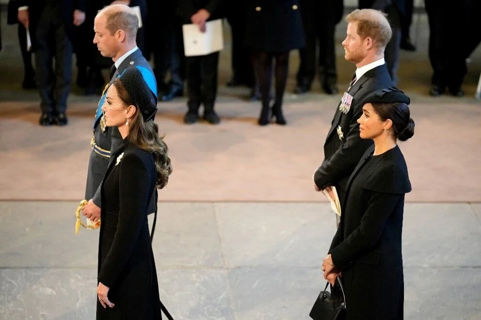 Kraliçe Elizabeth'in cenazesinde Meghan Markle'ın gözyaşları - Sayfa 24