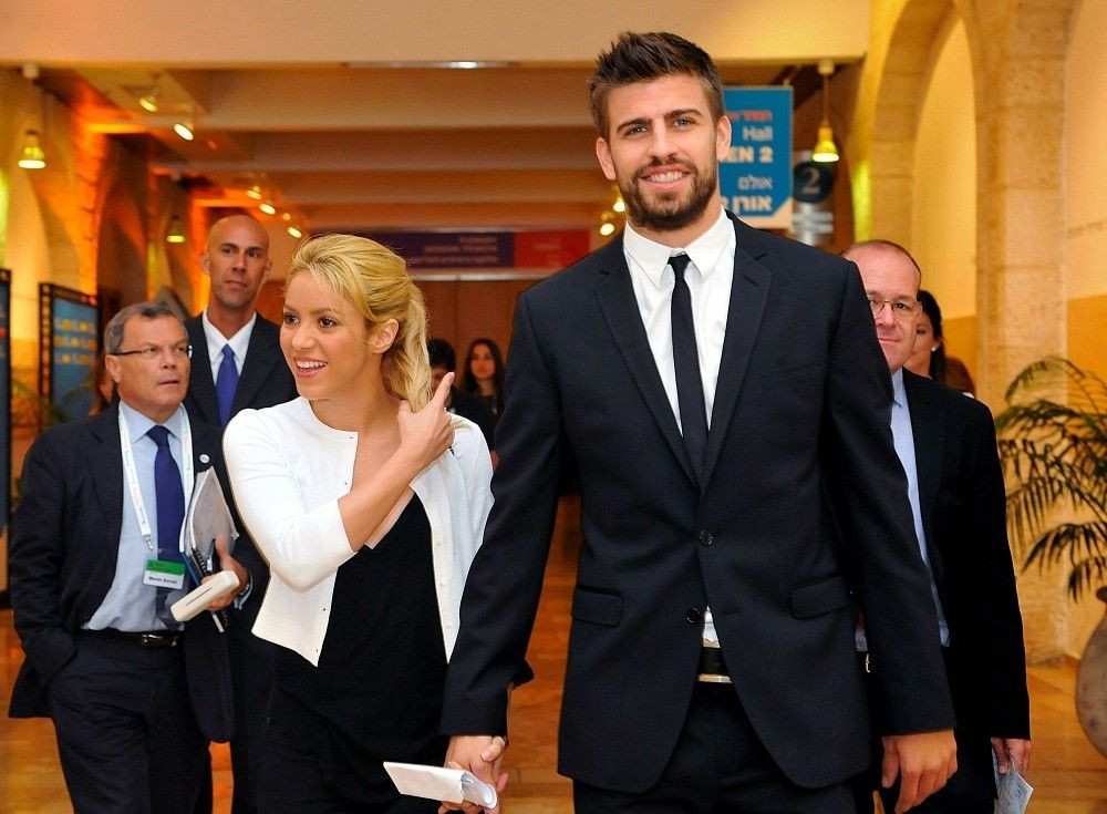 Pique tarafından aldatılan Shakira sessizliğini bozdu - Sayfa 26