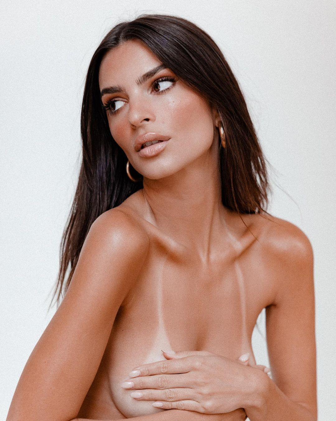 Dünyanın en seksi kadını seçilmişti! Emily Ratajkowski cinsel yönelim yanıtıyla kafa karıştırdı - Sayfa 21