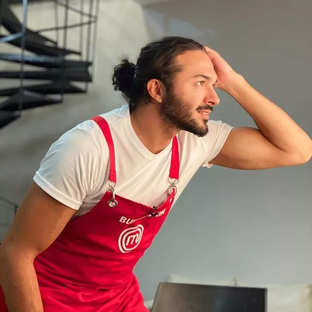 MasterChef Burak Kaya'nın kim olduğunu duyanlar şaştı kaldı! ''Resmen kurgu izliyoruz!'' - Sayfa 4