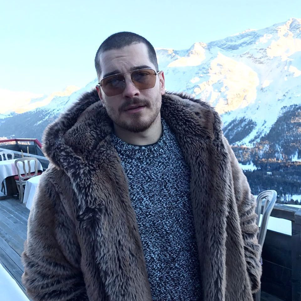 Yeni projesi belli oldu: Çağatay Ulusoy 'Jigolo' oluyor - Sayfa 3