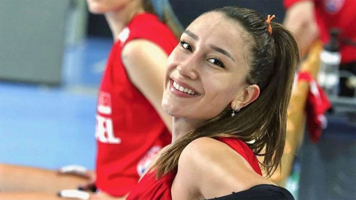 Voleybolcu Hande Baladın'ın sevgilisi ünlü futbolcuymuş! Başarısıyla dikkat çekmişti… - Sayfa 2