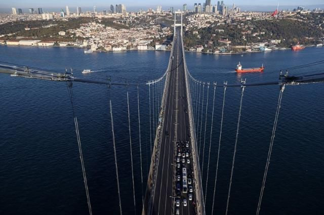 Türkiye'de yine 09.05'te hayat durdu! Tüm Türkiye Atatürk'ü sevgi, özlem ve minnetle andı - Sayfa 11