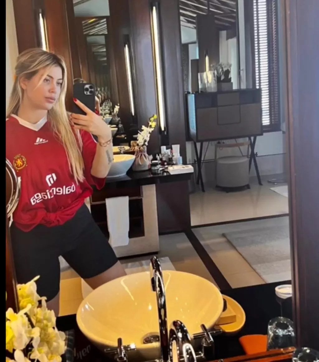 Wanda Nara Icardi'yi Galatasaray'dan koparıyor! O video sonrası ortalık karıştı - Sayfa 4