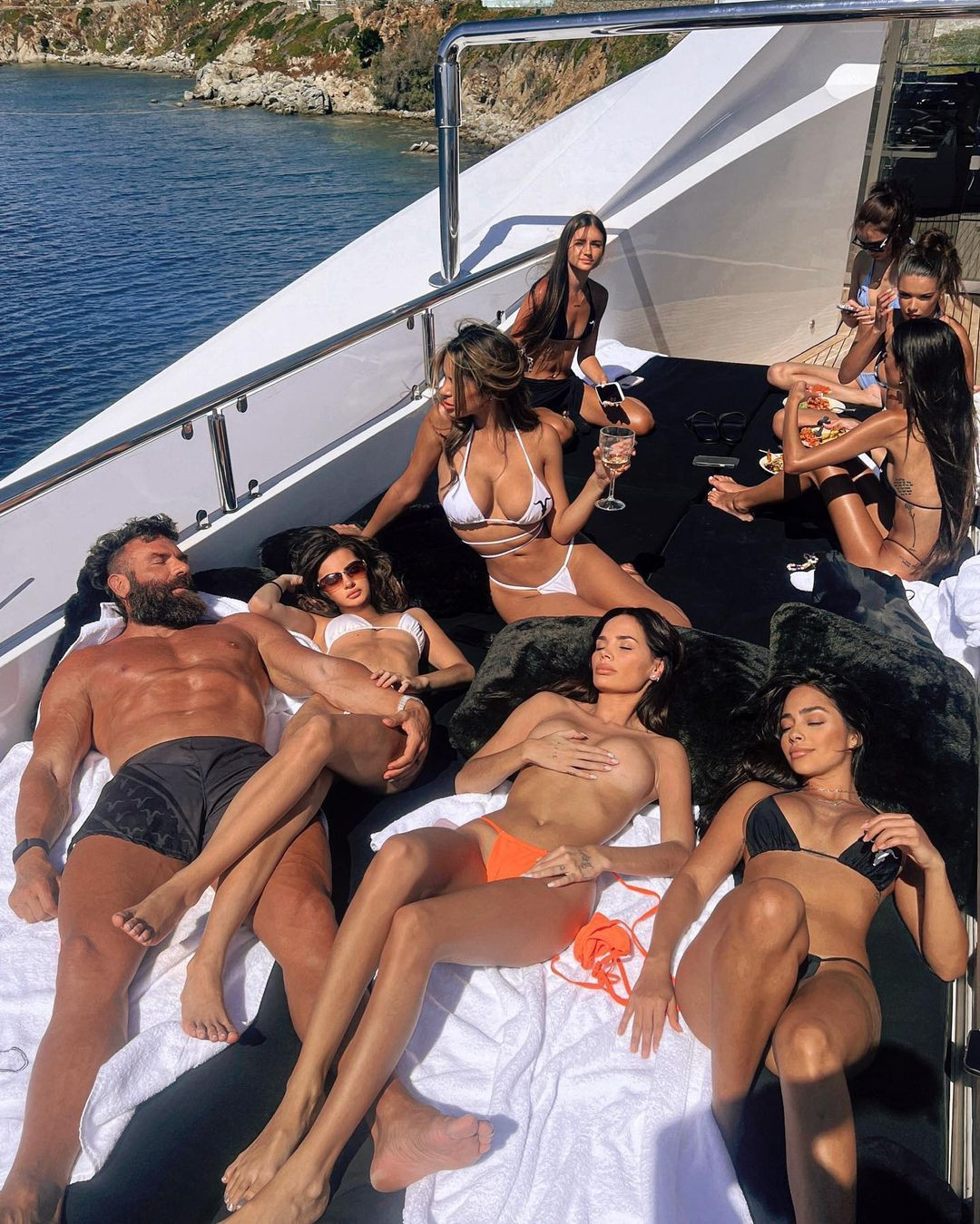 Fenomen Dan Bilzerian, Nusret Gökçe'yi ifşa etti! Attığı fotoğrafları paylaştı! - Sayfa 16