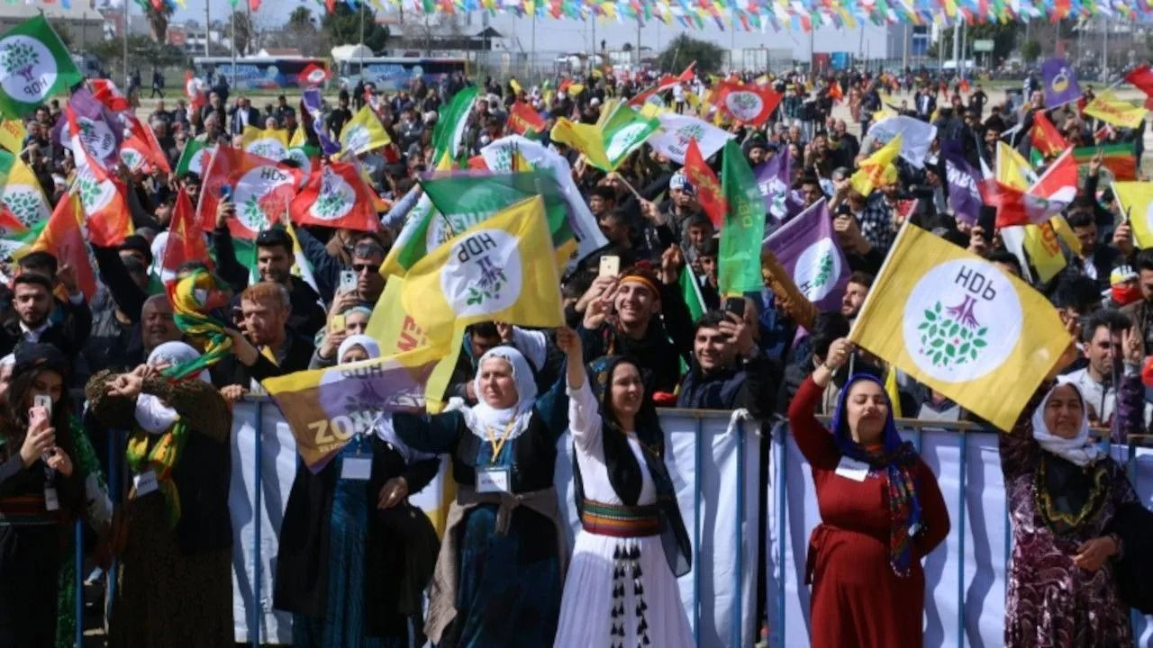 Yılın ‘son’ seçim anketinin sonuçları belli oldu! Kararsız seçmen dağıtıldığında… - Sayfa 7