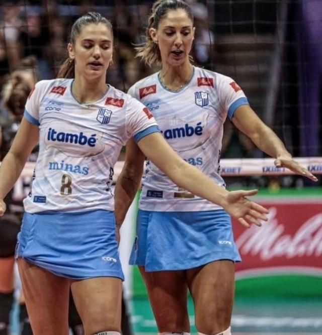 Sosyal medyayı yıktı! Ünlü voleybolcudan çırılçıplak tatil pozu - Sayfa 1