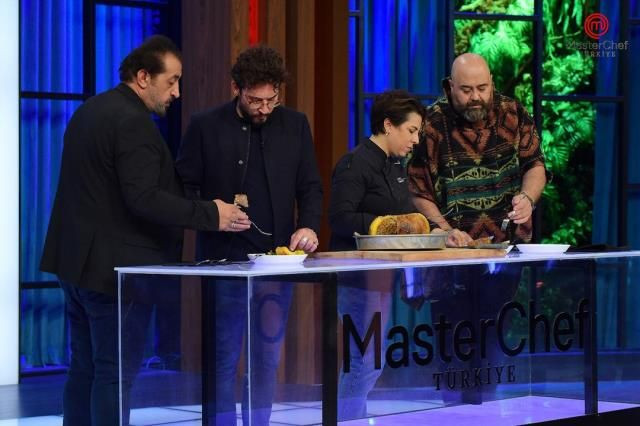 MasterChef Türkiye'de final heyecanı! 2. şef gömleğinin sahibi belli oldu - Sayfa 1