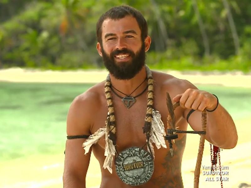 Eski şampiyon Turabi "Survivor'a gitmeyin" dedi! Bir destek de güzel yarışmacıdan geldi - Sayfa 1