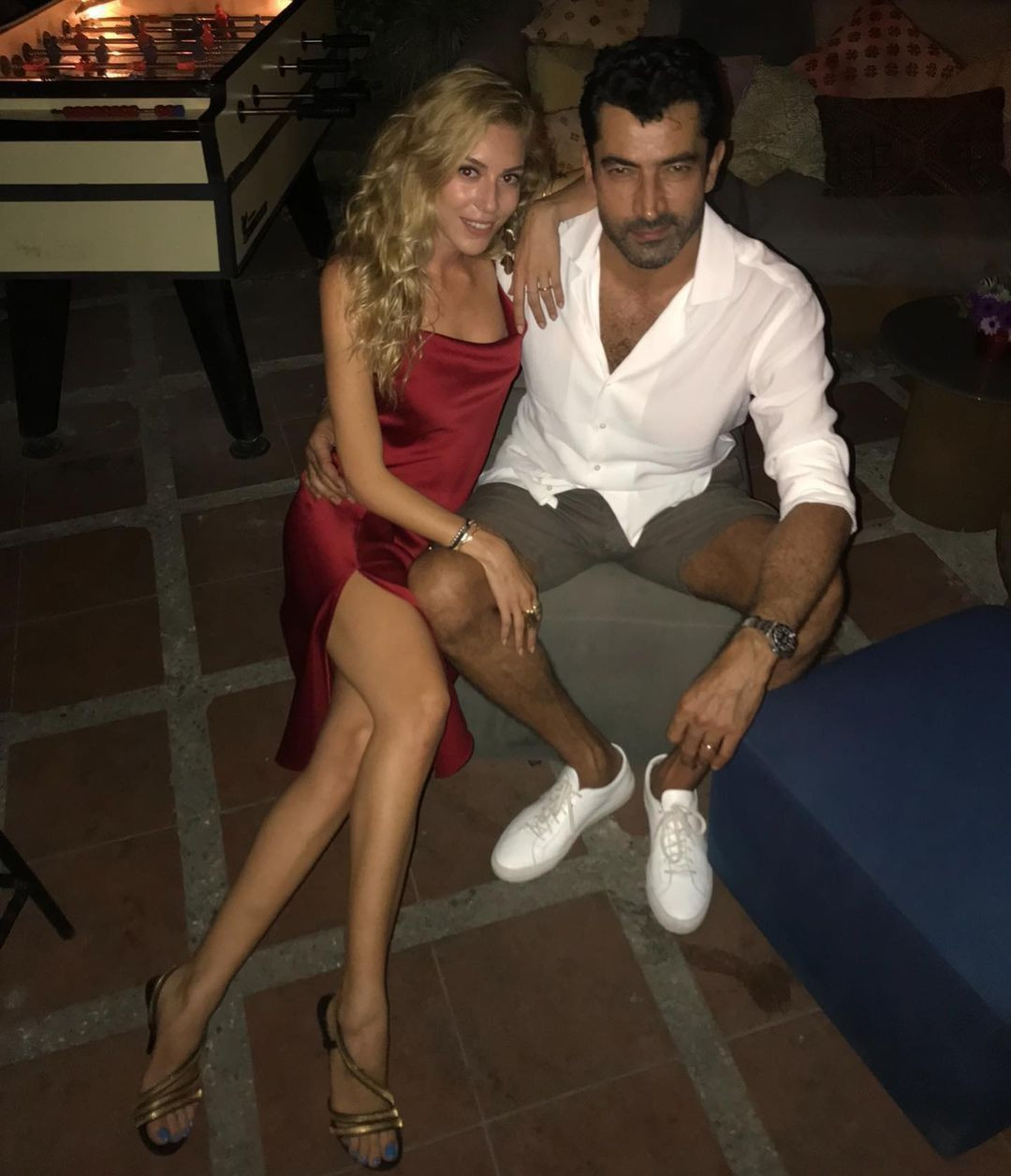 Sinem Kobal ve Kenan İmirzalıoğlu'nun büyük kızı ortaya çıktı! - Sayfa 21