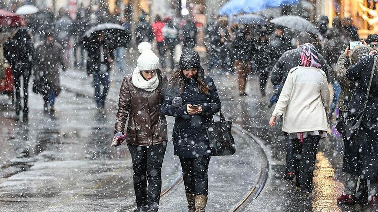 Atkı, bere, ne varsa çıkarın! İstanbul'a kar yağışı için tarih verildi! - Sayfa 14