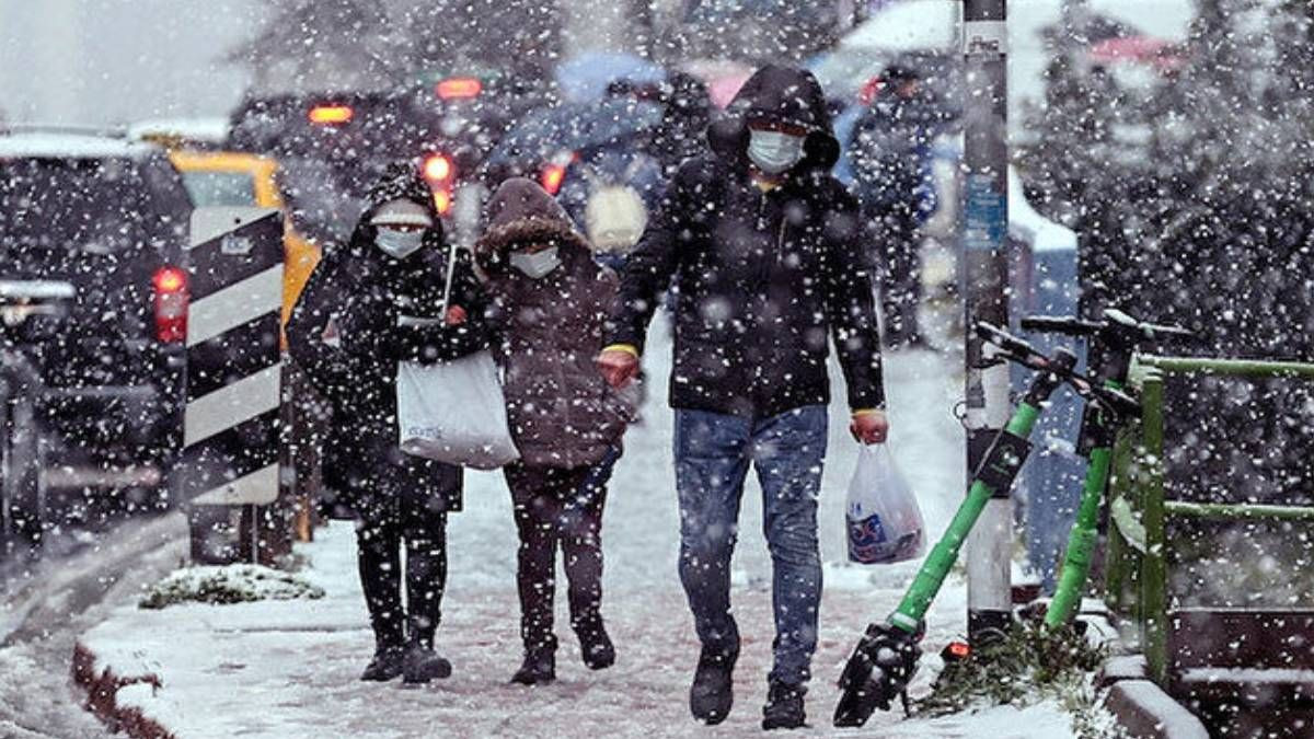 Uzmanlar uyardı: 6 saat kar yağacak! İstanbul’a geliyor, 5 atom bombası gücünde… - Sayfa 11