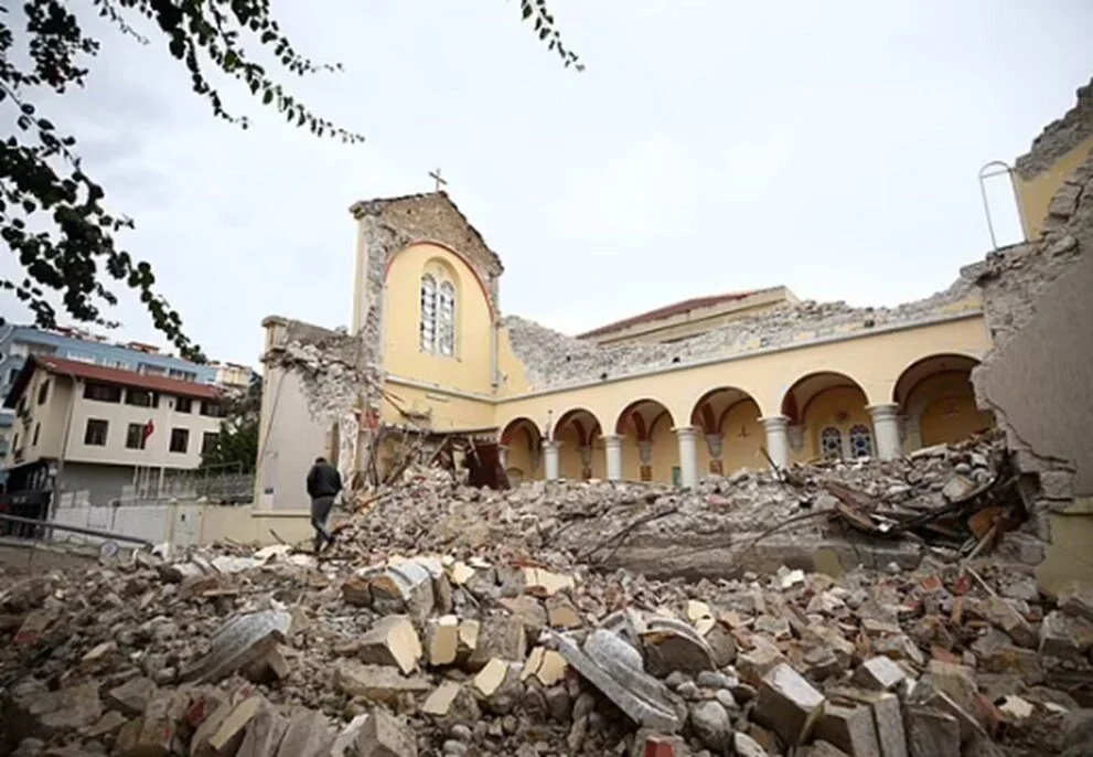 Fotoğraflar büyük yıkımı acı bir şekilde gösteriyor - Sayfa 14