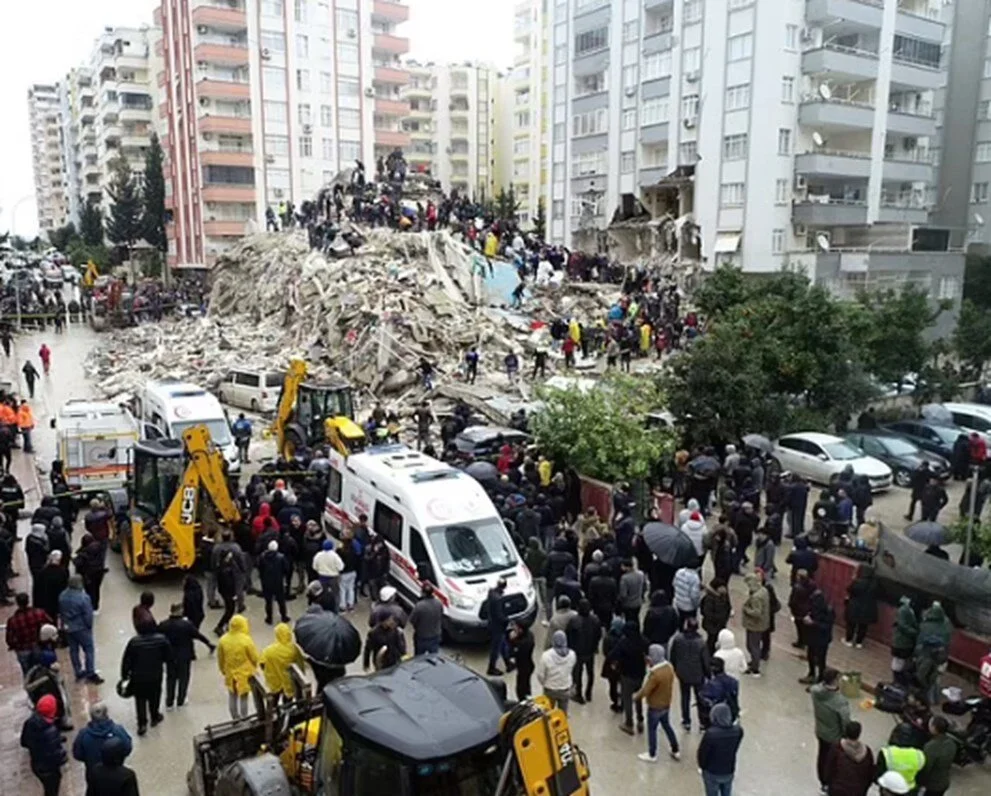 Fotoğraflar büyük yıkımı acı bir şekilde gösteriyor - Sayfa 16