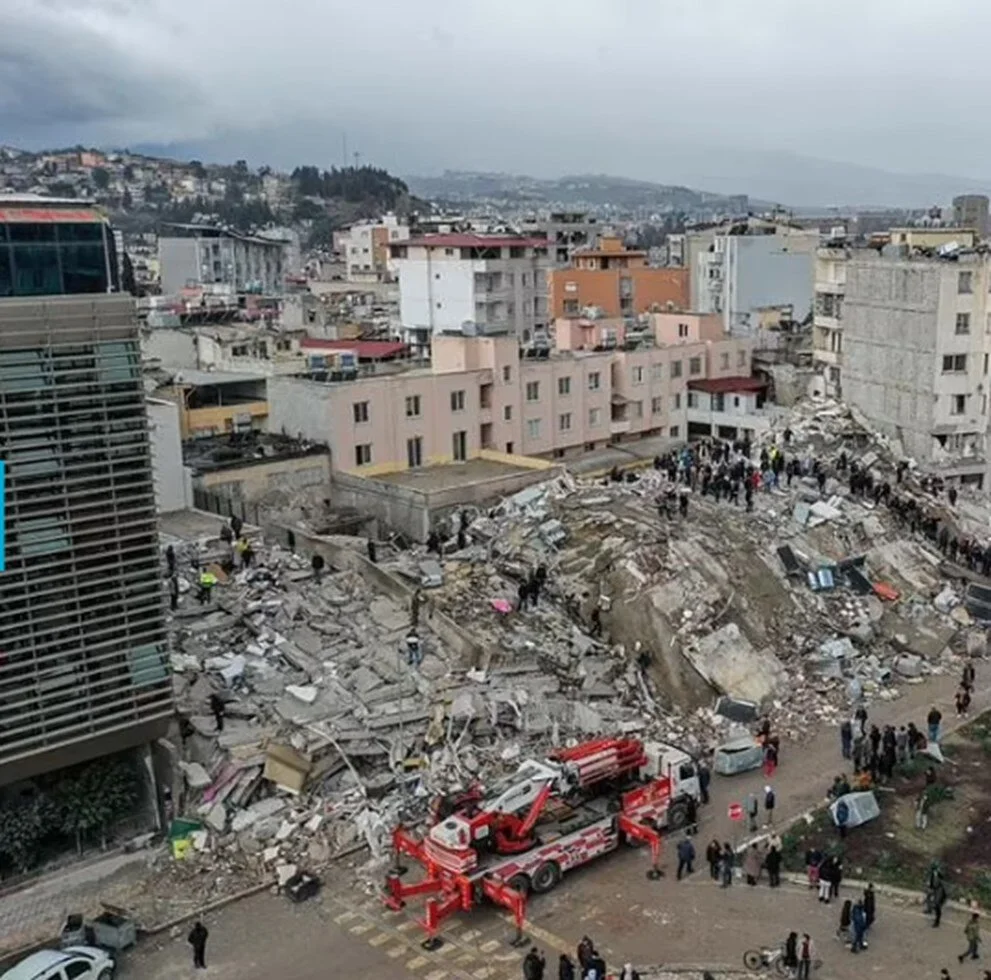 Fotoğraflar büyük yıkımı acı bir şekilde gösteriyor - Sayfa 18