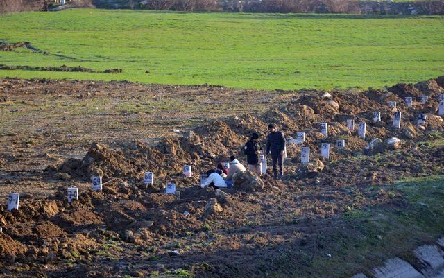 Hatay’da mezarlıktan kahreden kareler! O detay yürekleri sızlattı… - Sayfa 5