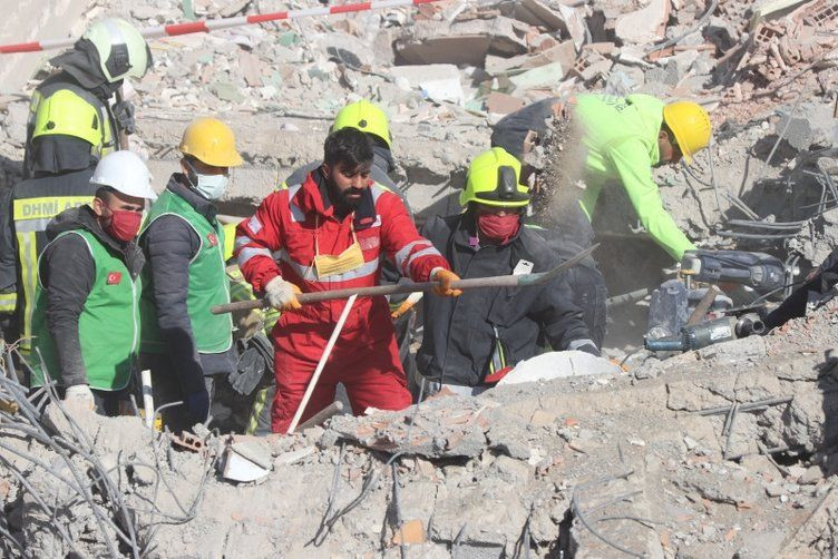 Deprem bölgelerinde oturanlar dikkat: Suyun kokusu ve tadı böyleyse tüketmeyin! - Sayfa 2