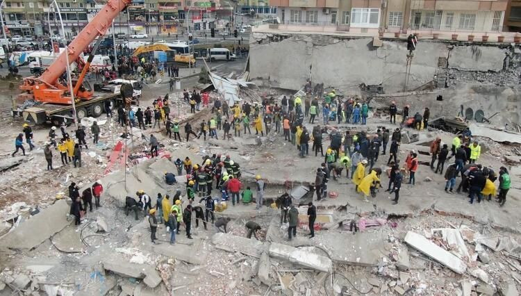 Övgün Ahmet Ercan'dan İstanbul ve Kahramanmaraş depremiyle ilgili açıklama! "Korkunç bir durum" - Sayfa 9