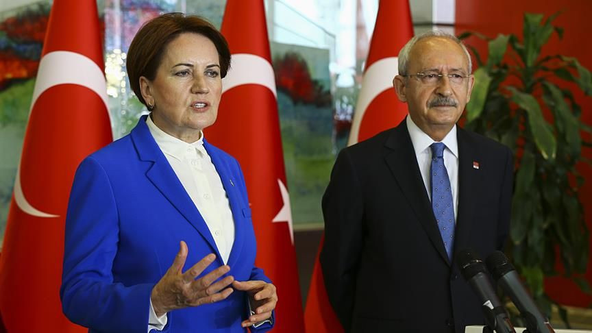 Köşe yazarları, Akşener'in Altılı Masa çıkışını yazdı: 5 yıl daha Erdoğan iktidarının önünü açtı - Sayfa 8