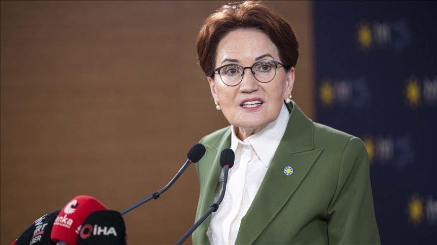 Köşe yazarları, Akşener'in Altılı Masa çıkışını yazdı: 5 yıl daha Erdoğan iktidarının önünü açtı - Sayfa 2