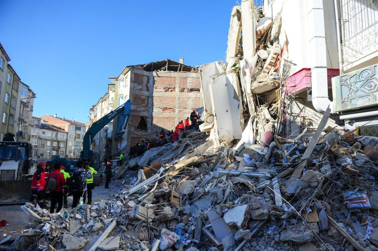 Uzman isim İstanbul depremi için konuştu! "Kıyamet senaryosu çizmeye gerek yok!" - Sayfa 15