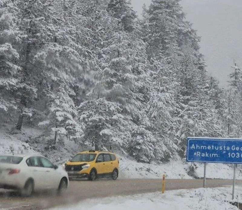 Türkiye'ye kar ve soğuk havaya teslim oldu! İstanbul, Ankara ve daha birçok il beyaza büründü - Sayfa 11