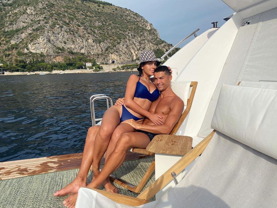 Cristiano Ronaldo'nun gizli fantezisini sevgilisi Georgina ağzından kaçırdı - Sayfa 7