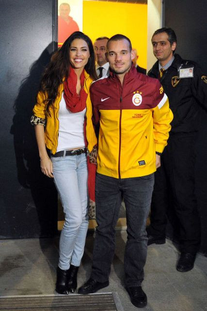 Galatasaraylı efsane futbolcu Sneijder'den Yolanthe itirafı - Sayfa 31