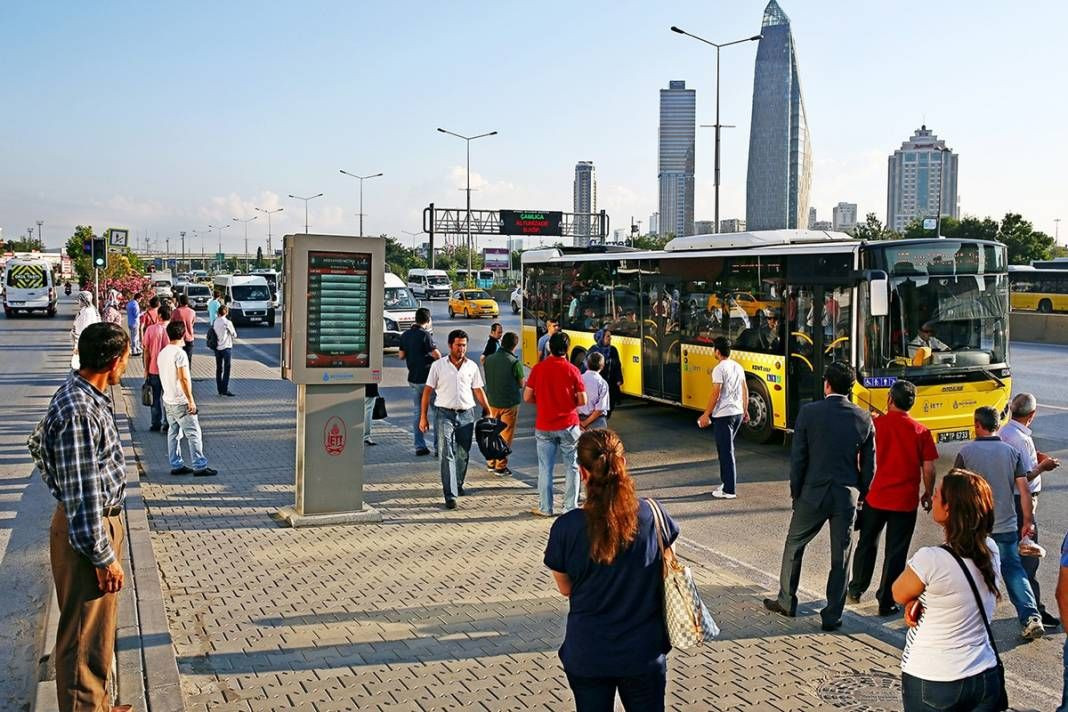 İstanbul'un efsane otobüsü 500T'ye rakip çıktı! Üstelik 24 saat çalışıyor - Sayfa 1