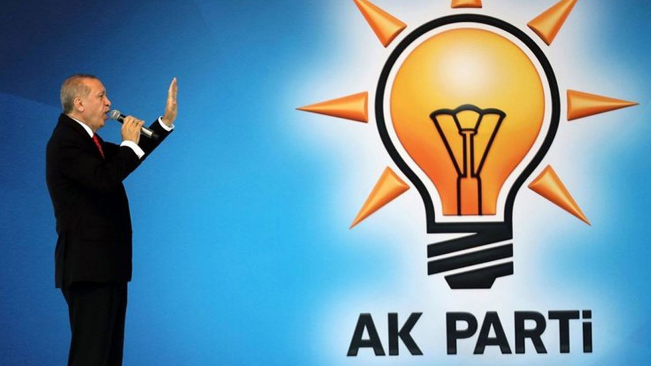 20 puanlık fark son ankete damga vurdu! Hangi parti kaç vekil çıkarabiliyor? - Sayfa 19