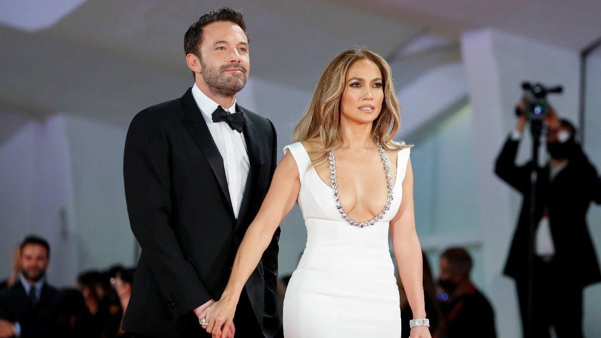 Ben Affleck ve Jennifer Lopez çifti önce tartıştı ardından öpüştü - Sayfa 12