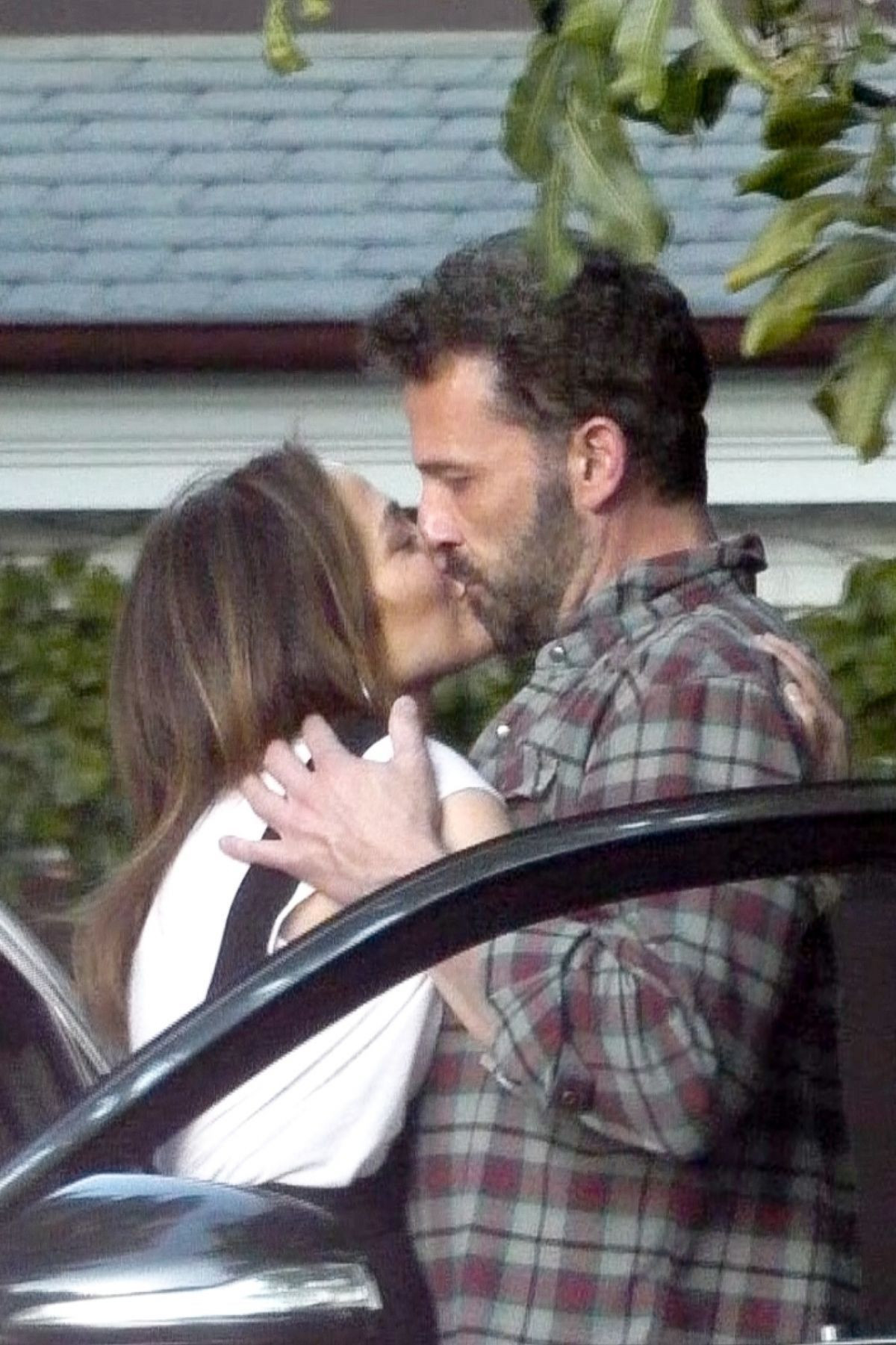 Ben Affleck ve Jennifer Lopez çifti önce tartıştı ardından öpüştü - Sayfa 2