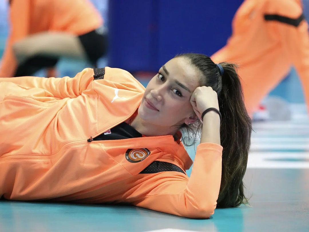 Hande Baladın'dan bikinili paylaşım! Güzel voleybolcu yazı getirdi - Sayfa 8