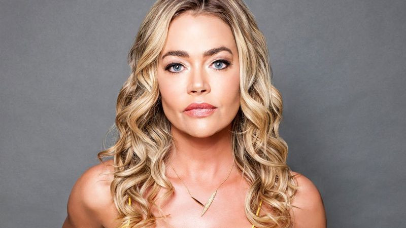 Denise Richards, OnlyFans hesabı açtı; aylık kazancı 2 milyon doları aştı! - Sayfa 2